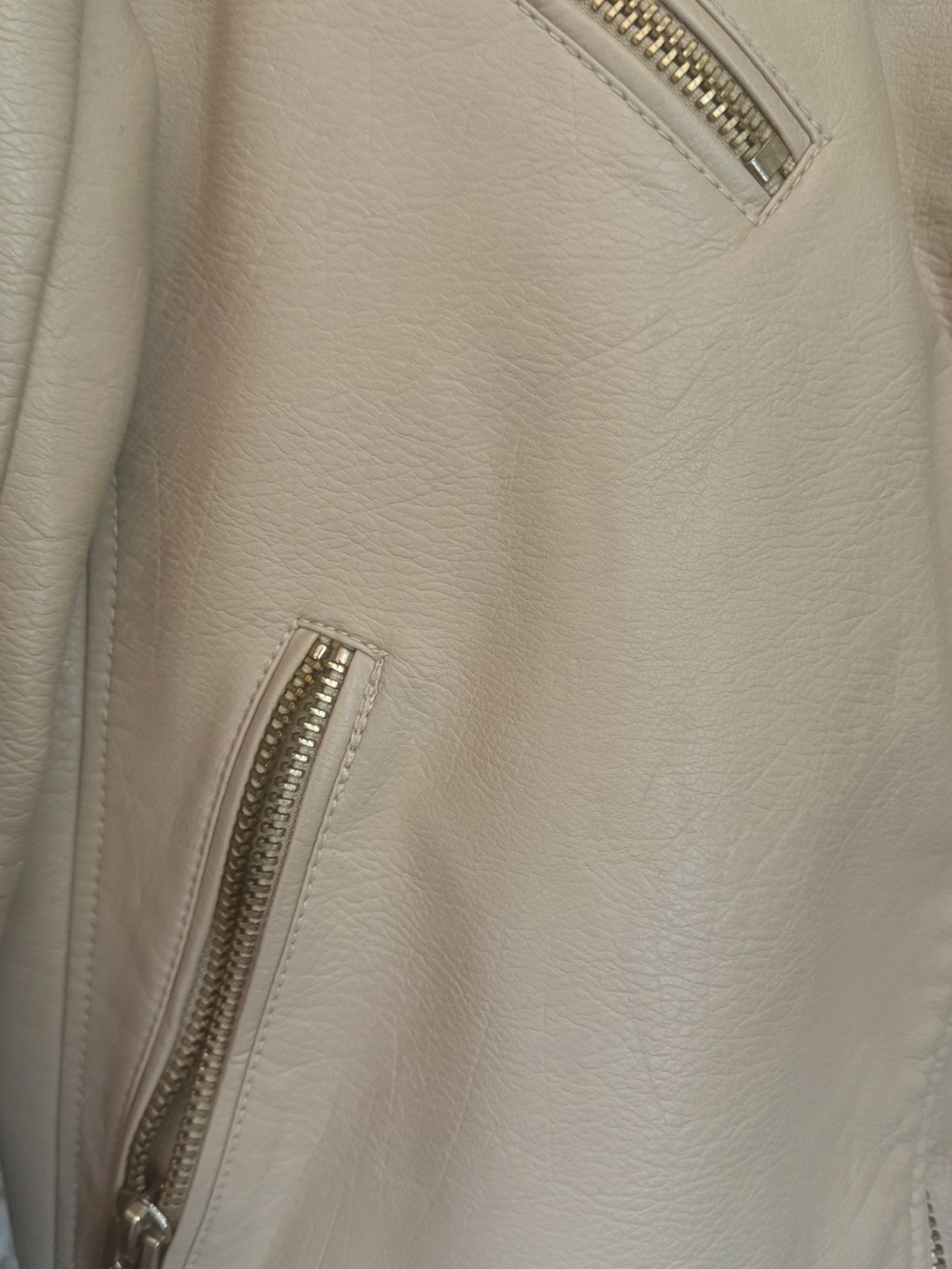 Blank NYC Light Beige Faux leather Moto Jacket with Gold Hardware - Picture 4 of 8